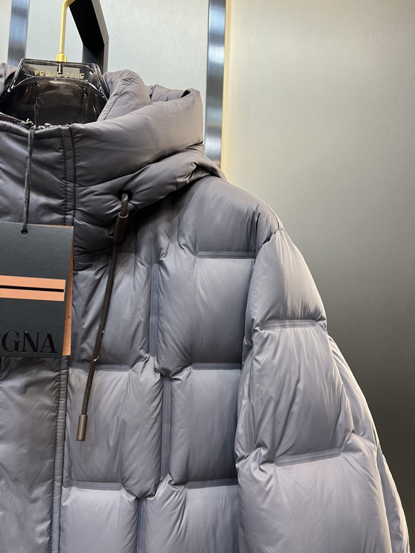 ハイクオリティダウンジャケット着用イメージ